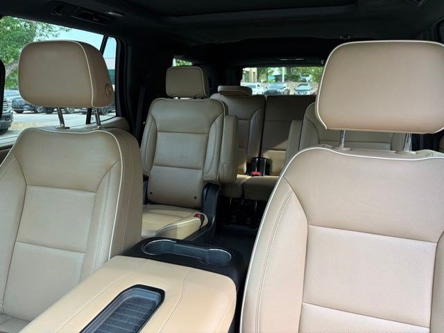 Used 2023 Chevrolet Tahoe Premier AWD/4WD image 22
