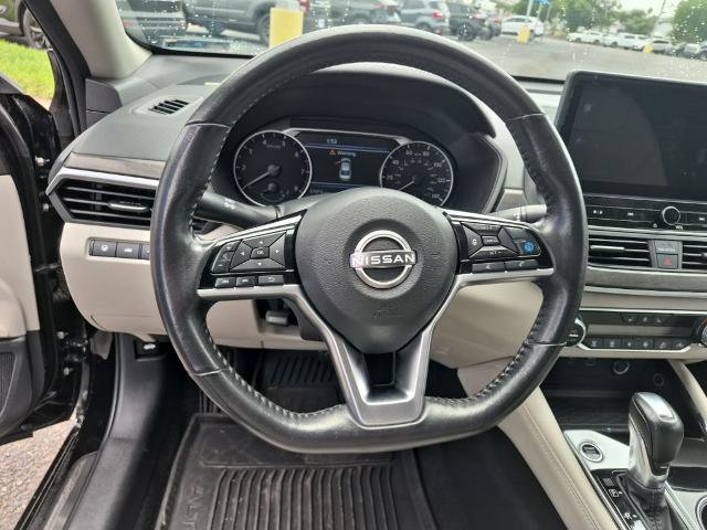 Used 2023 Nissan Altima 2.5 SL FWD image 9