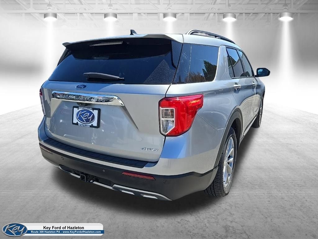 Certified 2023 Ford Explorer XLT w/ Equipment Group 202A AWD/4WD image 21