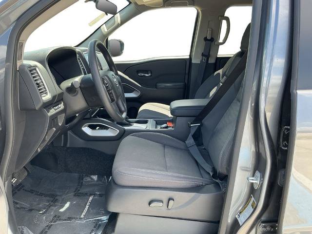 Used 2024 Nissan Frontier SV RWD image 23