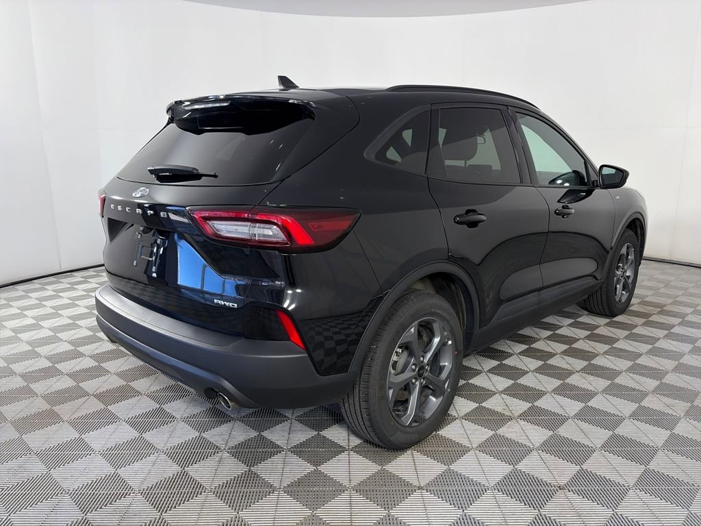 Certified 2025 Ford Escape ST-Line Select image 7