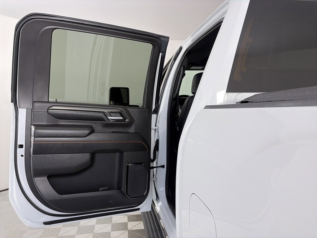 Used 2024 GMC Sierra 3500 AT4 w/ Technology Package image 12