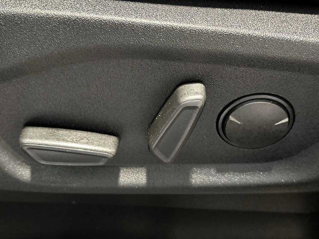 Certified 2020 Ford Edge SEL w/ Cold Weather Package image 32