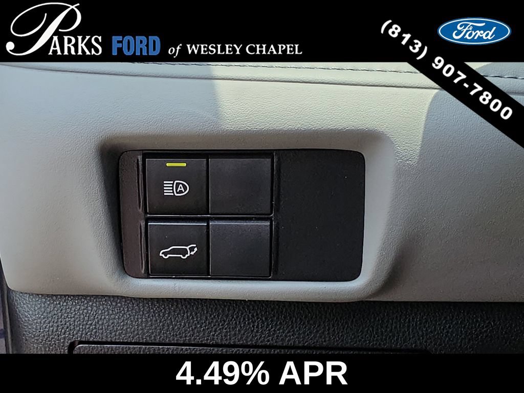 Used 2022 Toyota Highlander XLE FWD image 29