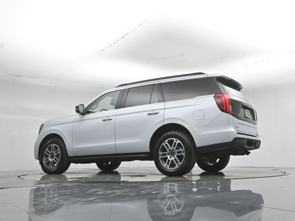 Certified 2025 Ford Expedition Active AWD/4WD image 57