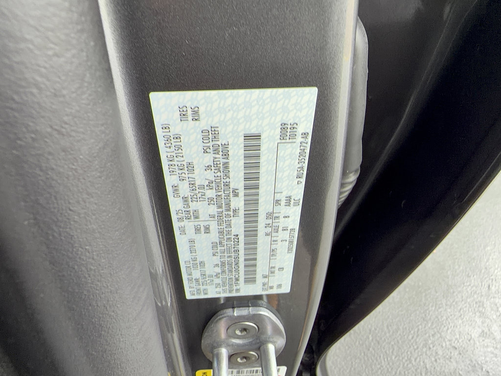 Certified 2025 Ford Escape Active FWD image 33