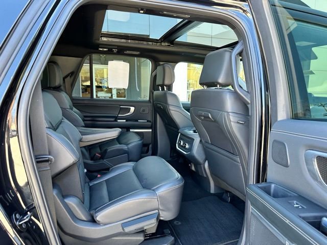 Certified 2025 Ford Expedition Max Platinum w/ Stealth Performance Package AWD/4WD image 65