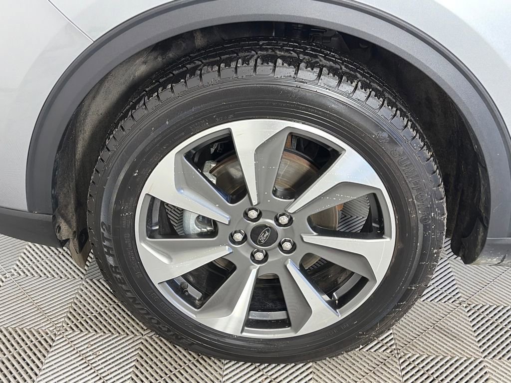 Certified 2024 Ford Escape Platinum image 8