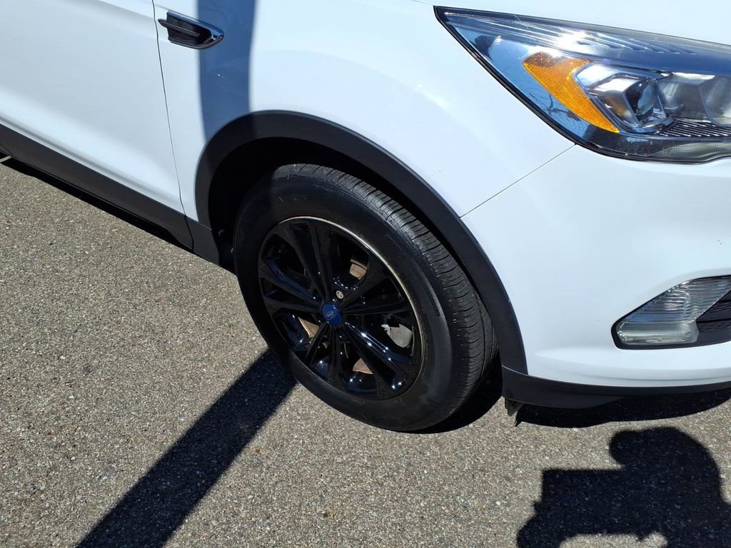 Certified 2019 Ford Escape SEL AWD/4WD image 4