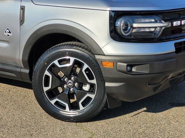 Certified 2023 Ford Bronco Sport Outer Banks w/ Tech Package image 6
