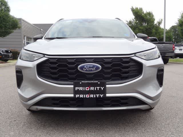 Certified 2024 Ford Escape ST-Line FWD image 5