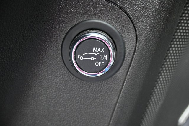 Used 2023 GMC Acadia AT4 AWD/4WD image 16