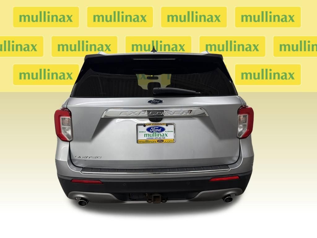 Certified 2021 Ford Explorer Limited w/ Equipment Group 301A RWD image 9