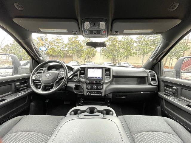 Used 2024 RAM 3500 Tradesman w/ Chrome Appearance Group AWD/4WD image 28