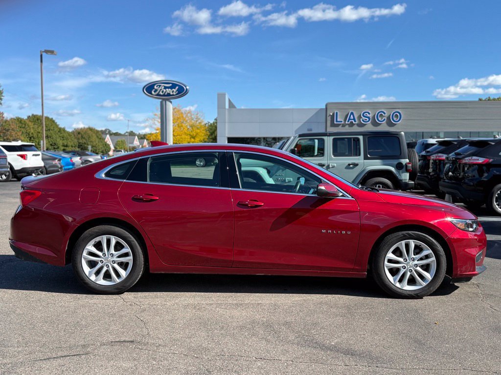 Used 2018 Chevrolet Malibu LT w/ Driver Confidence Package FWD image 28