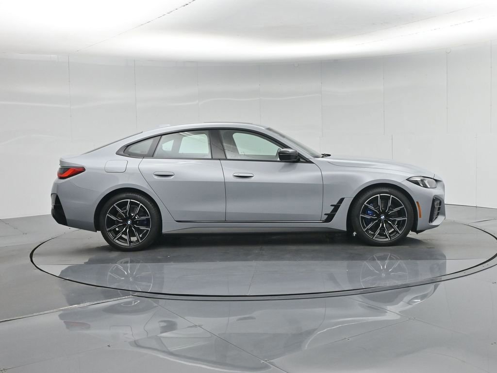 Used 2025 BMW i4 eDrive40 w/ M Sport Package image 8