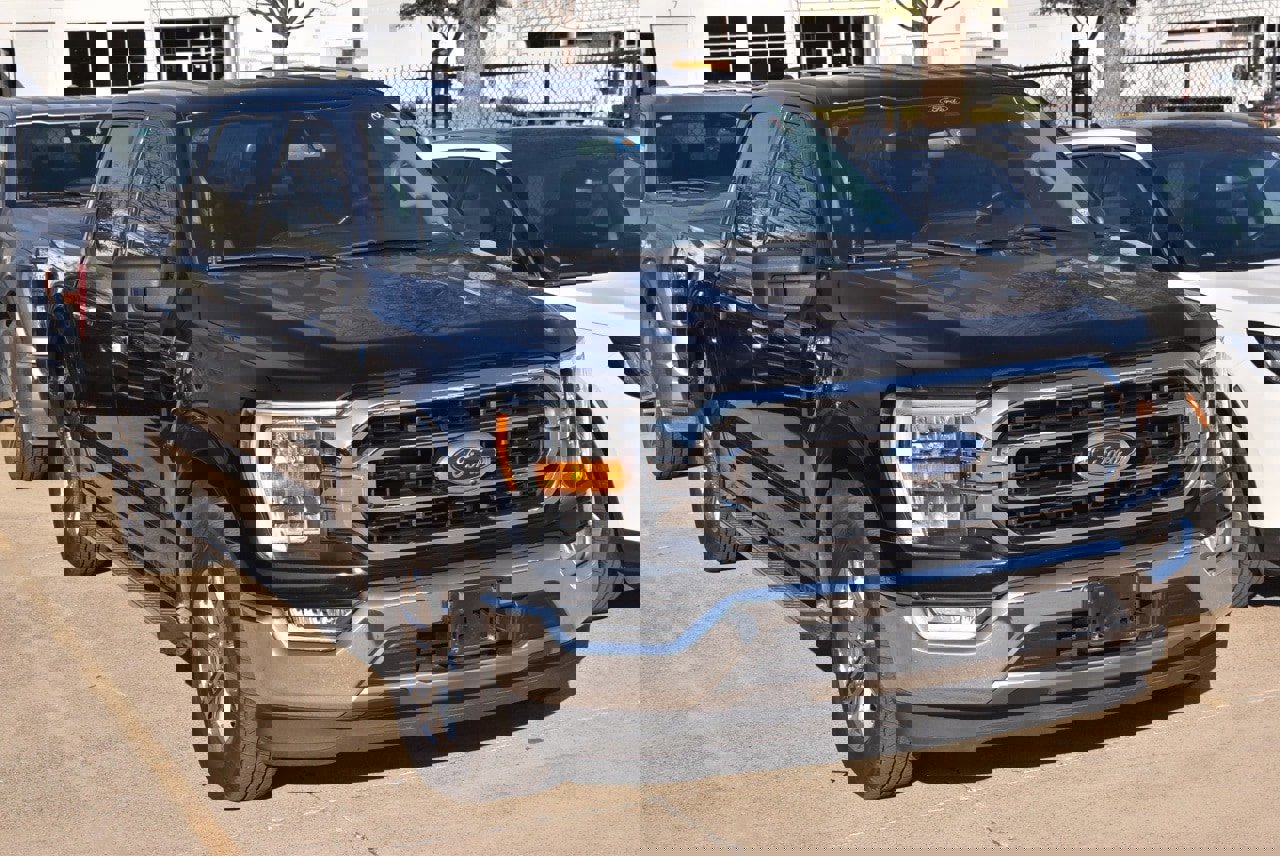 Certified 2021 Ford F150 XLT w/ Equipment Group 302A High image 6