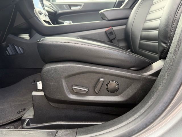 Certified 2023 Ford Edge SEL w/ Convenience Package AWD/4WD image 9