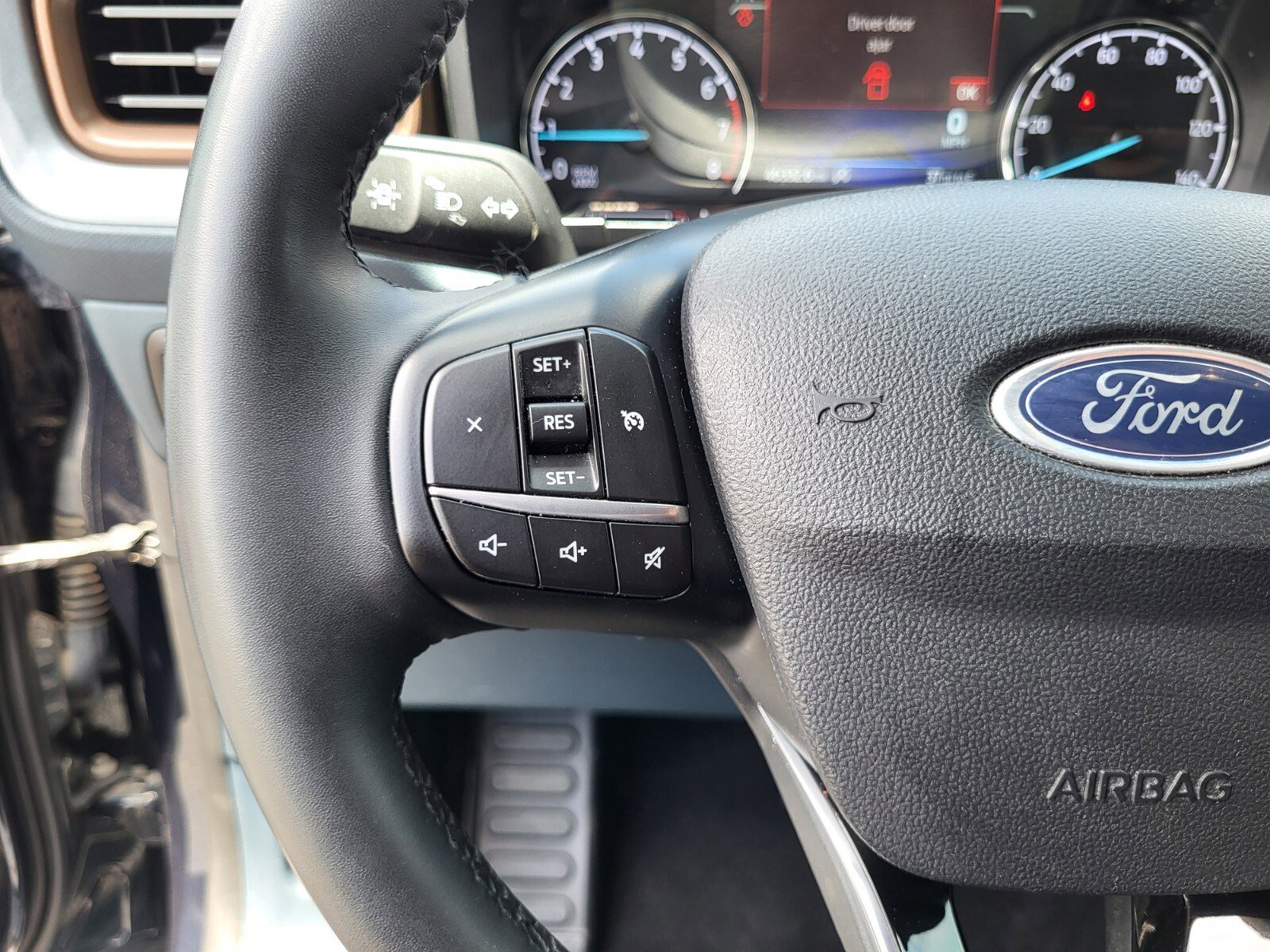 Certified 2023 Ford Maverick Lariat w/ Lariat Luxury Package AWD/4WD image 29