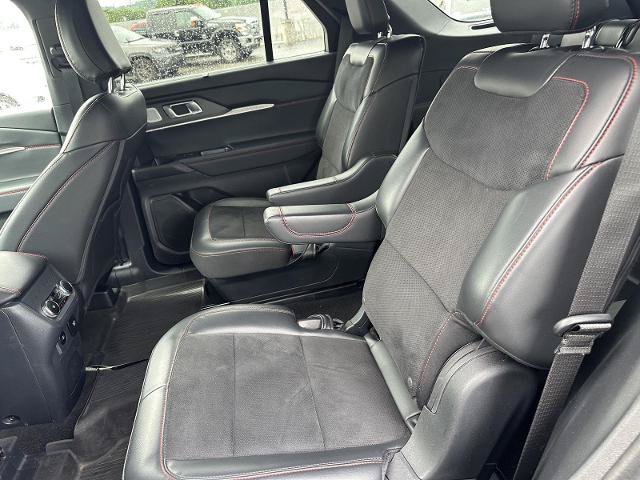 Certified 2025 Ford Explorer ST AWD/4WD image 18