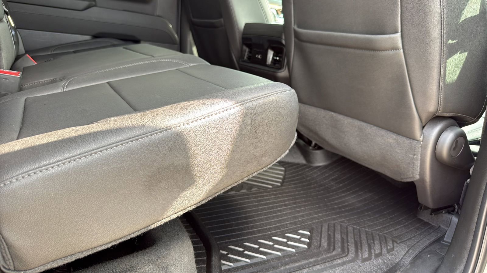 Used 2024 Chevrolet Silverado 1500 LT Trail Boss w/ Convenience Package II AWD/4WD image 26