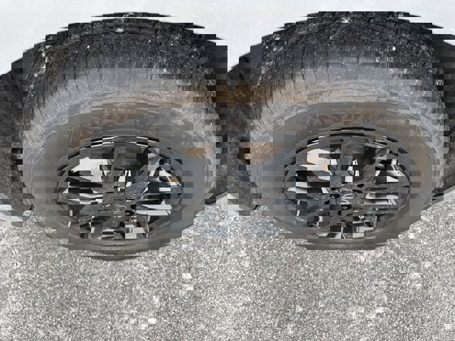 Used 2024 Chrysler Pacifica Touring-L image 19