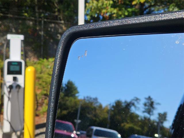 Certified 2022 Ford F150 XLT w/ Equipment Group 302A High image 18