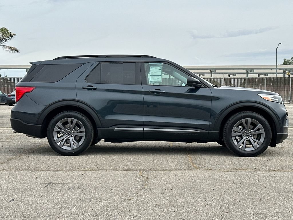Certified 2023 Ford Explorer XLT w/ Equipment Group 202A RWD image 2