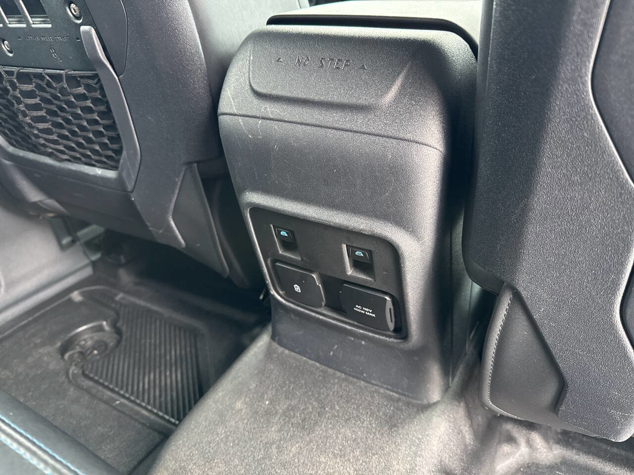 Certified 2022 Ford Bronco Black Diamond image 19