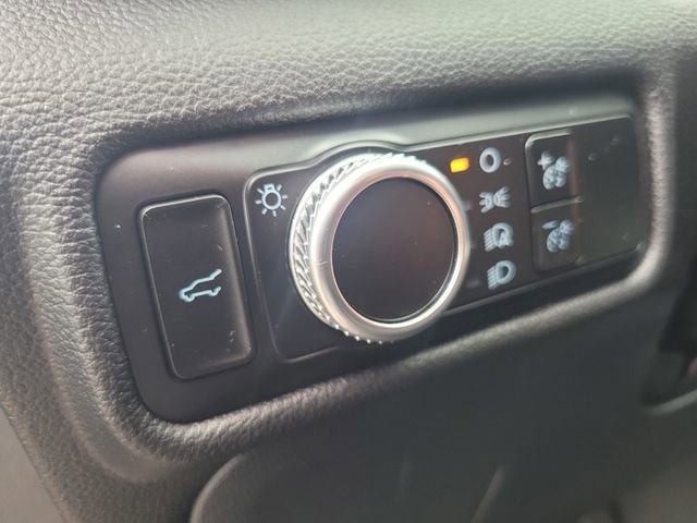 Certified 2022 Ford Explorer XLT image 17