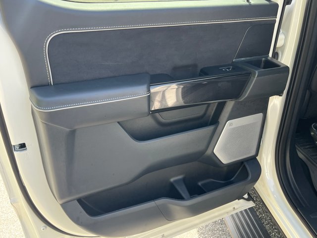 Certified 2025 Ford F150 Lightning Platinum image 25