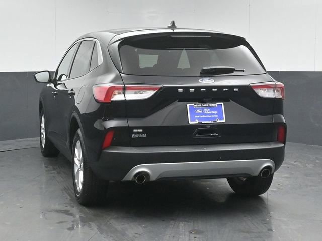 Certified 2022 Ford Escape SE w/ Cold Weather Package image 9