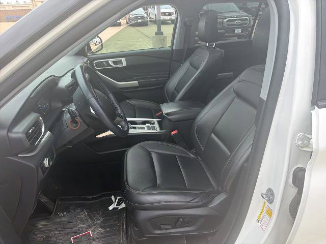 Certified 2022 Ford Explorer XLT w/ Equipment Group 202A RWD image 20