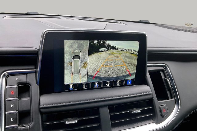 Used 2023 Chevrolet Tahoe Z71 w/ Luxury Package AWD/4WD image 23