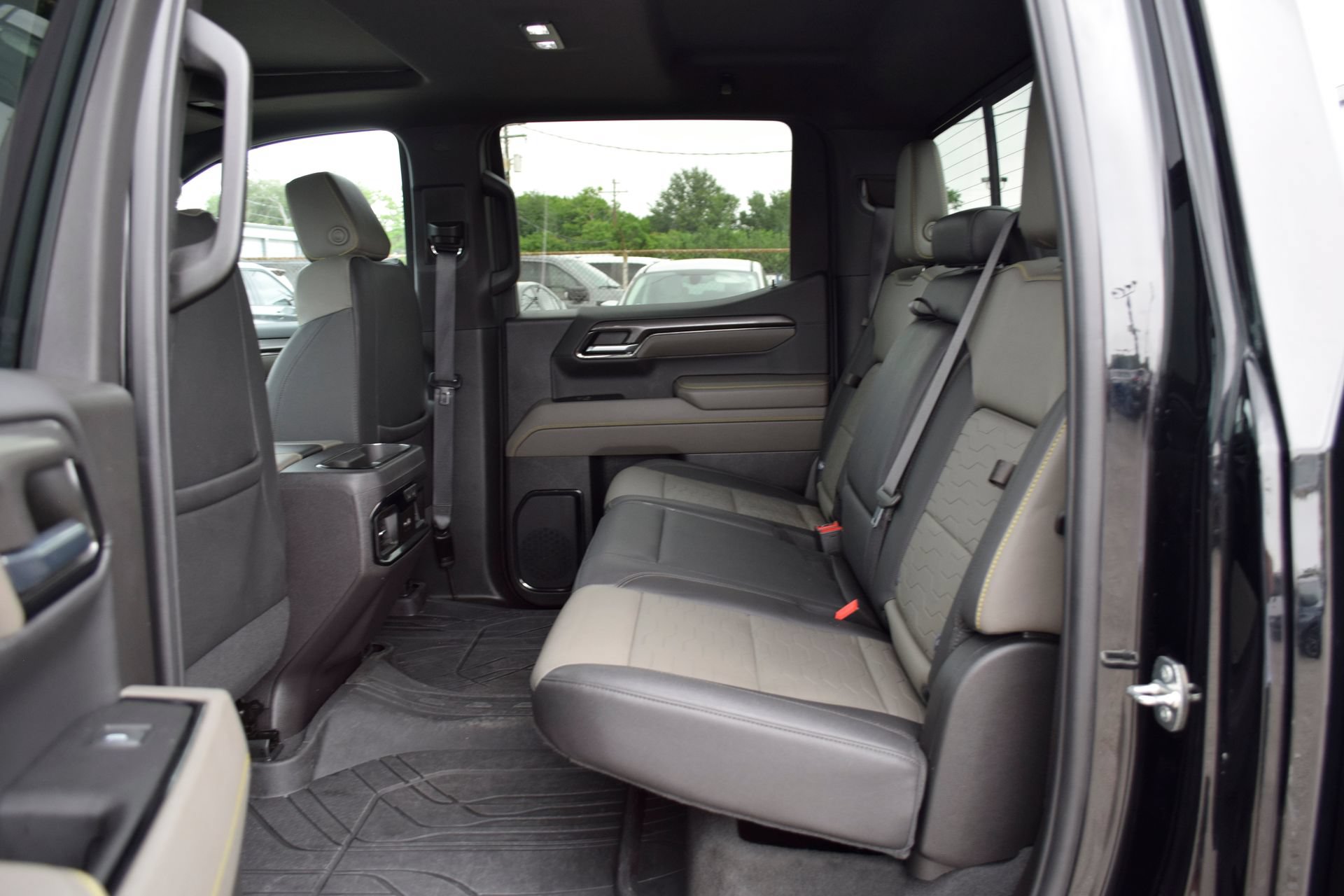 Used 2024 Chevrolet Silverado 1500 ZR2 AWD/4WD image 20
