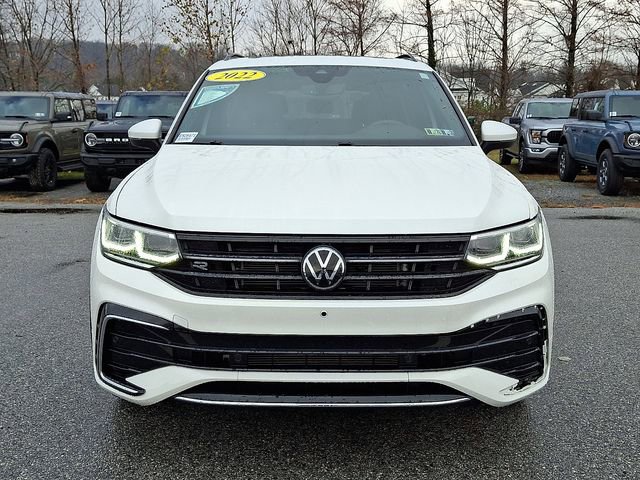 Used 2022 Volkswagen Tiguan SEL R-Line image 4