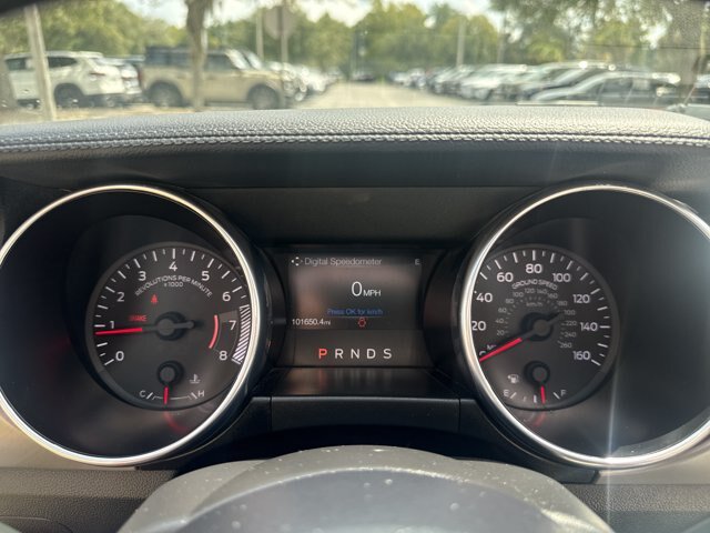 Certified 2018 Ford Mustang Premium RWD image 17