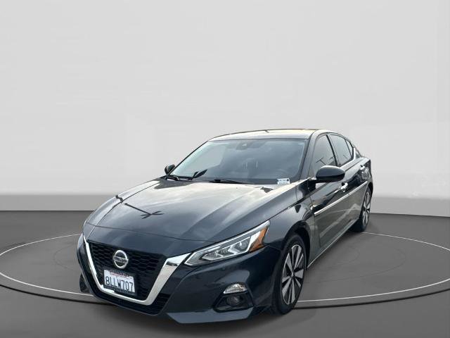 Used 2019 Nissan Altima 2.5 SV image 3