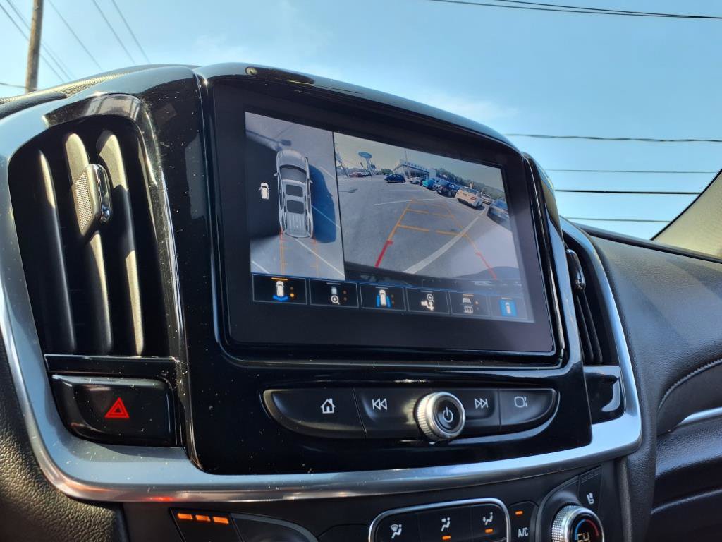Used 2023 Chevrolet Traverse High Country w/ LPO, Floor Liner Package AWD/4WD image 20