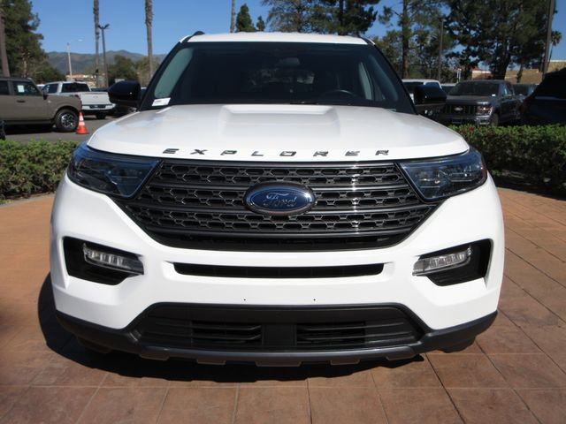 Certified 2022 Ford Explorer XLT w/ Equipment Group 202A image 8