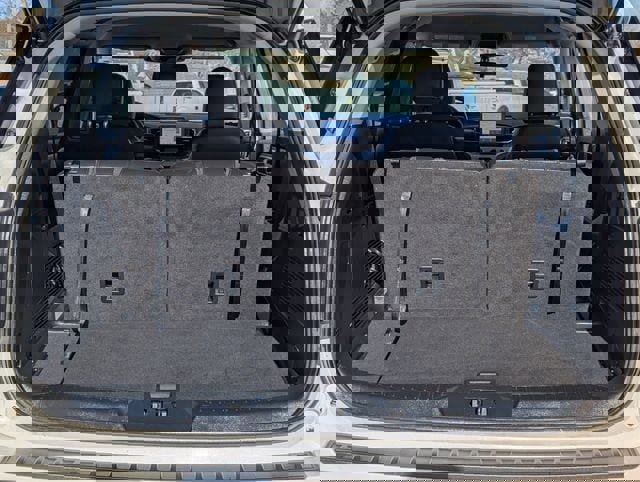 Certified 2022 Ford Explorer XLT w/ Equipment Group 202A image 28