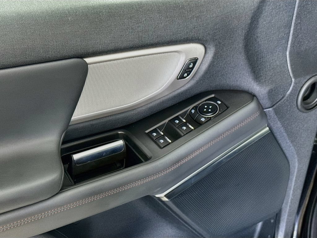 Certified 2025 Ford Expedition Max Active AWD/4WD image 20