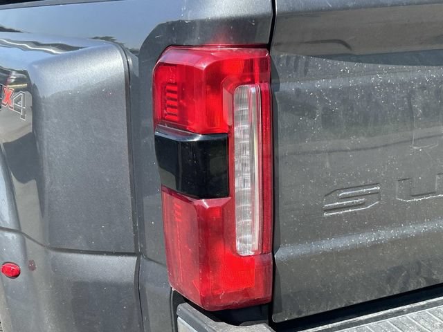 Certified 2023 Ford F350 Lariat AWD/4WD image 7