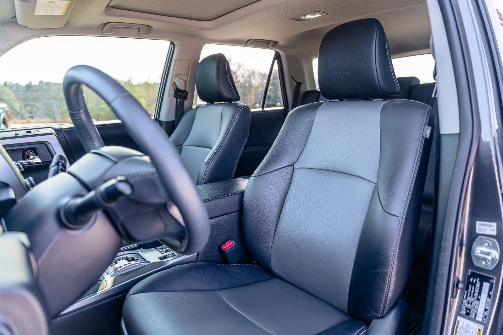 Used 2022 Toyota 4Runner SR5 Premium w/ Moonroof Package image 19