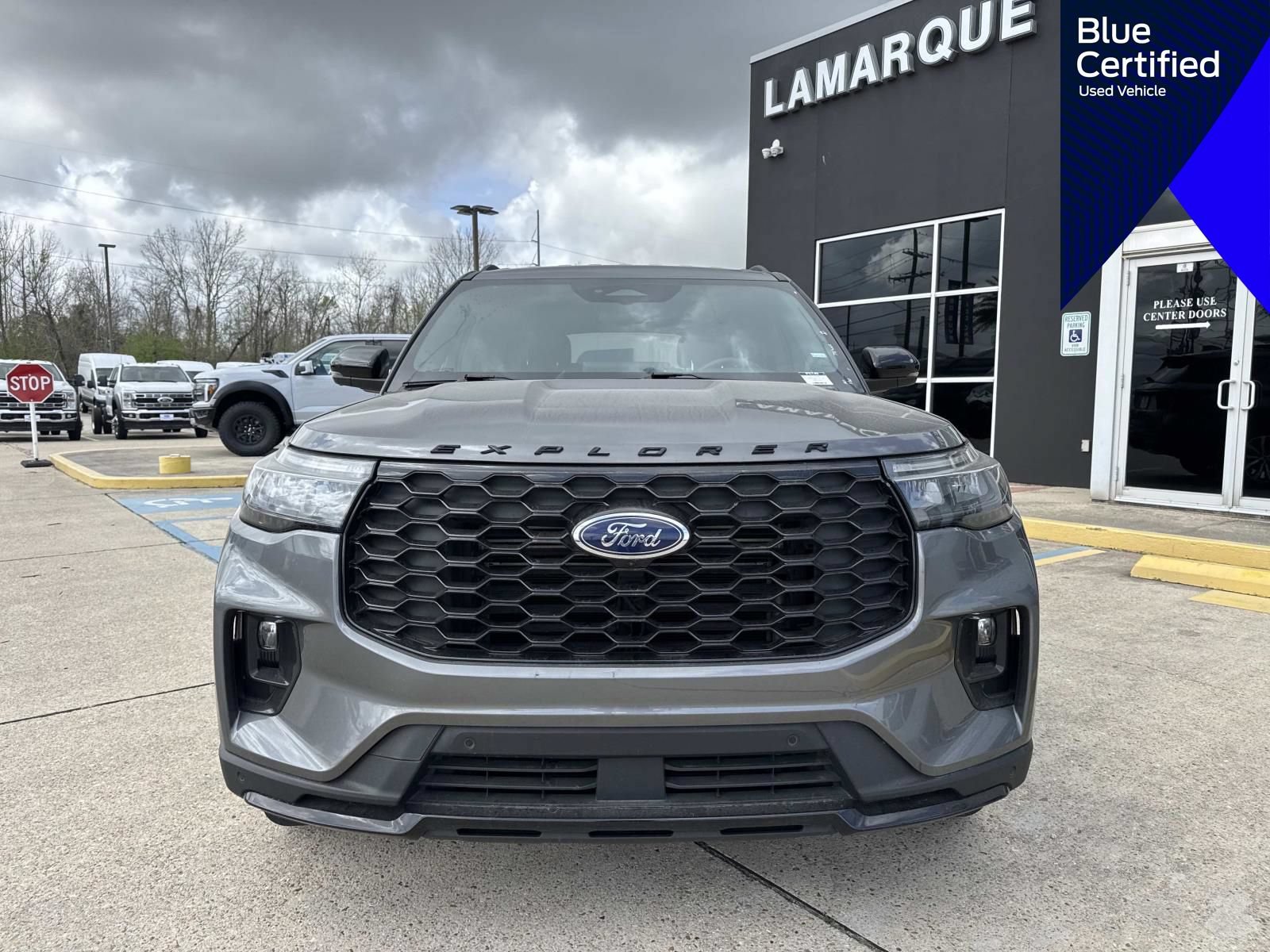 Certified 2025 Ford Explorer ST-Line AWD/4WD image 3