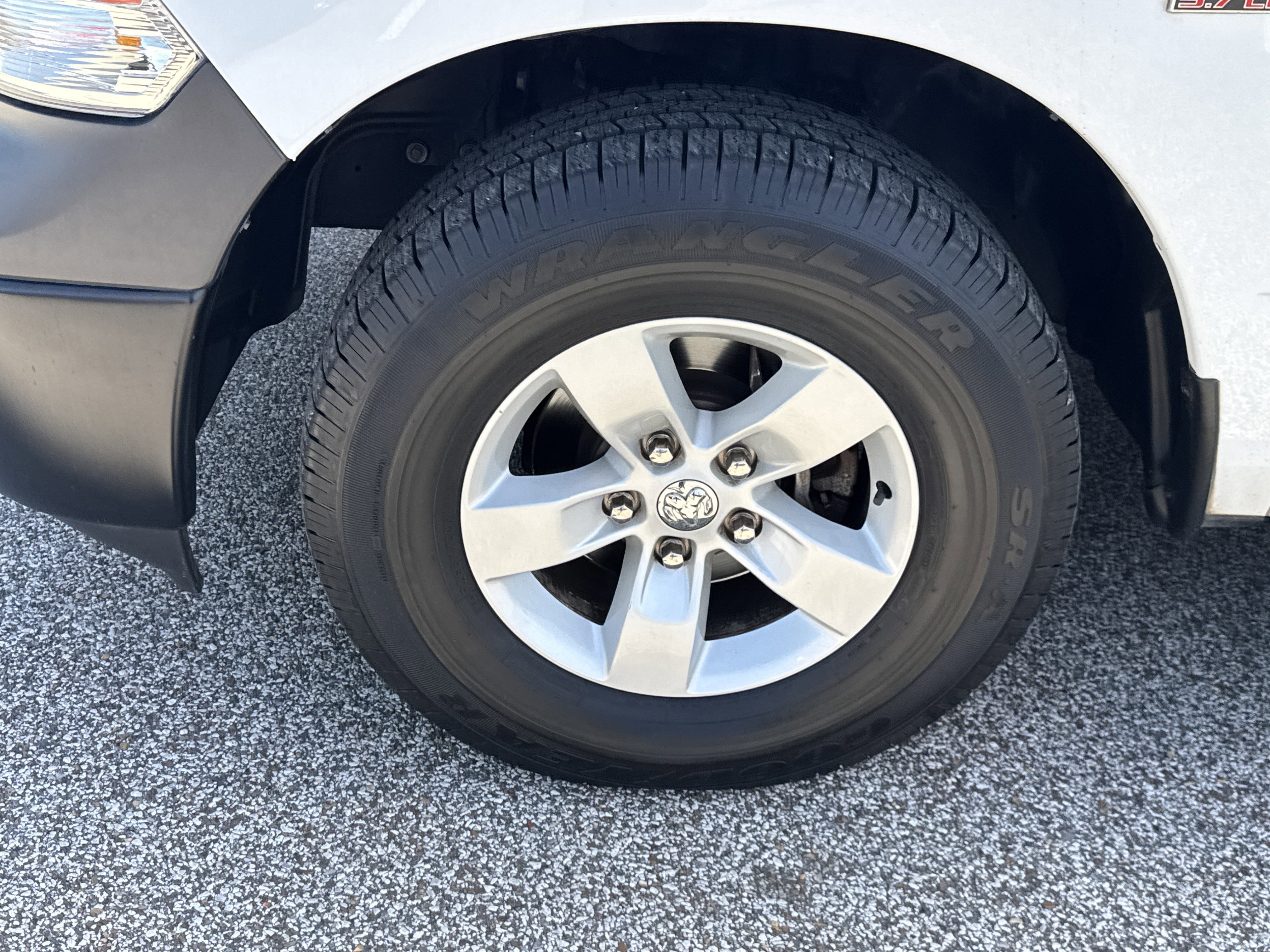 Used 2020 RAM 1500 Tradesman image 9