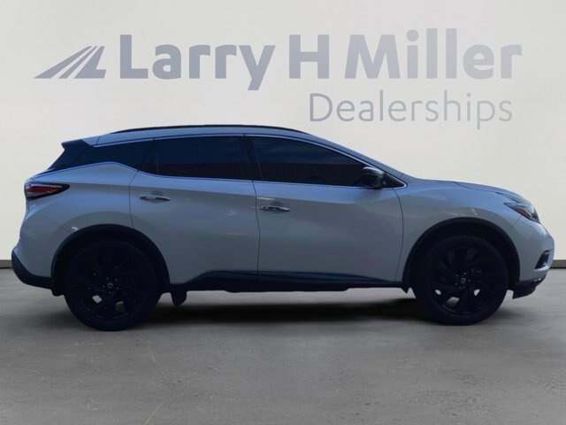 Used 2018 Nissan Murano SL w/ Midnight Edition Package FWD image 6