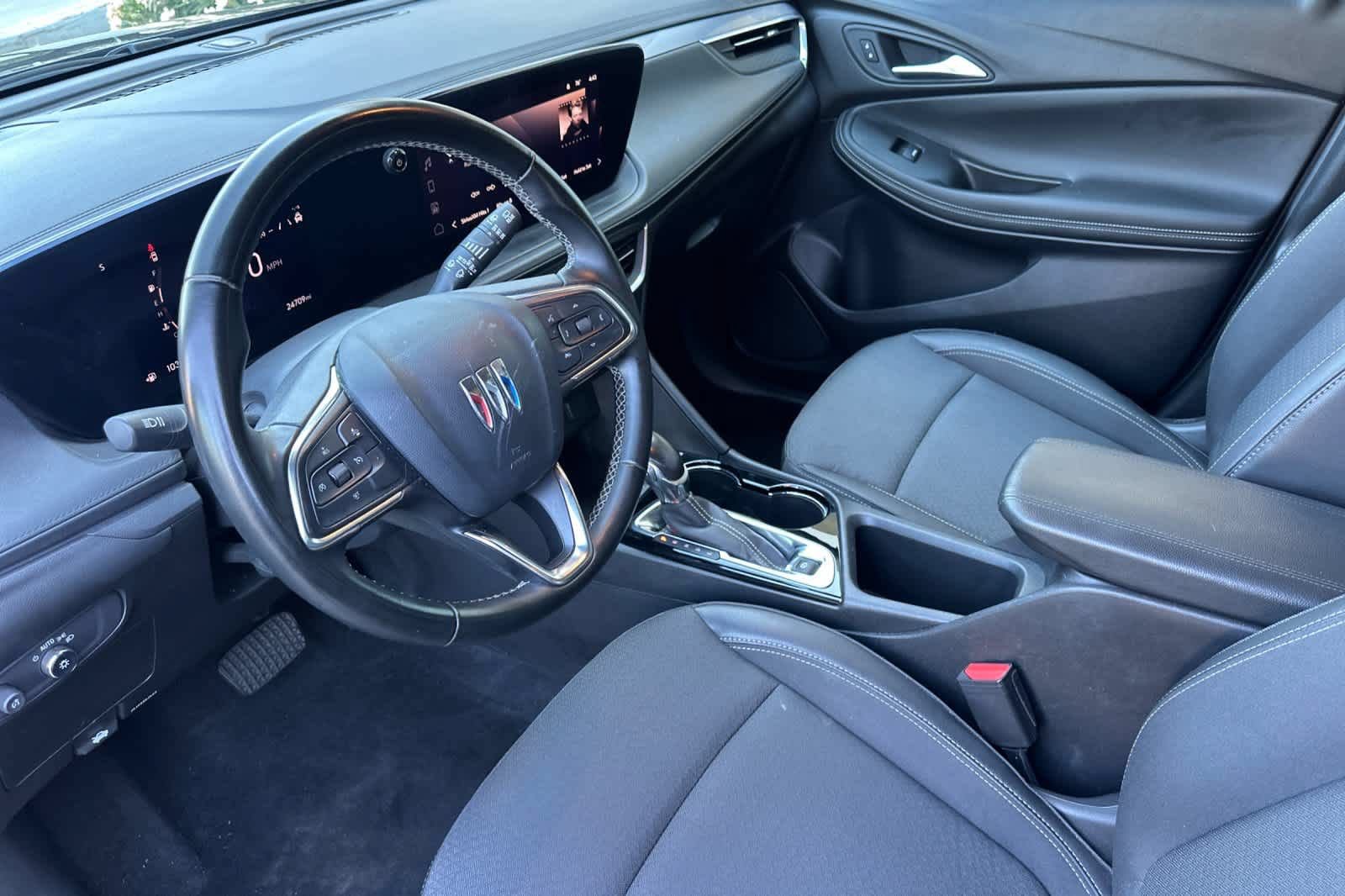Used 2024 Buick Encore GX Preferred FWD image 12