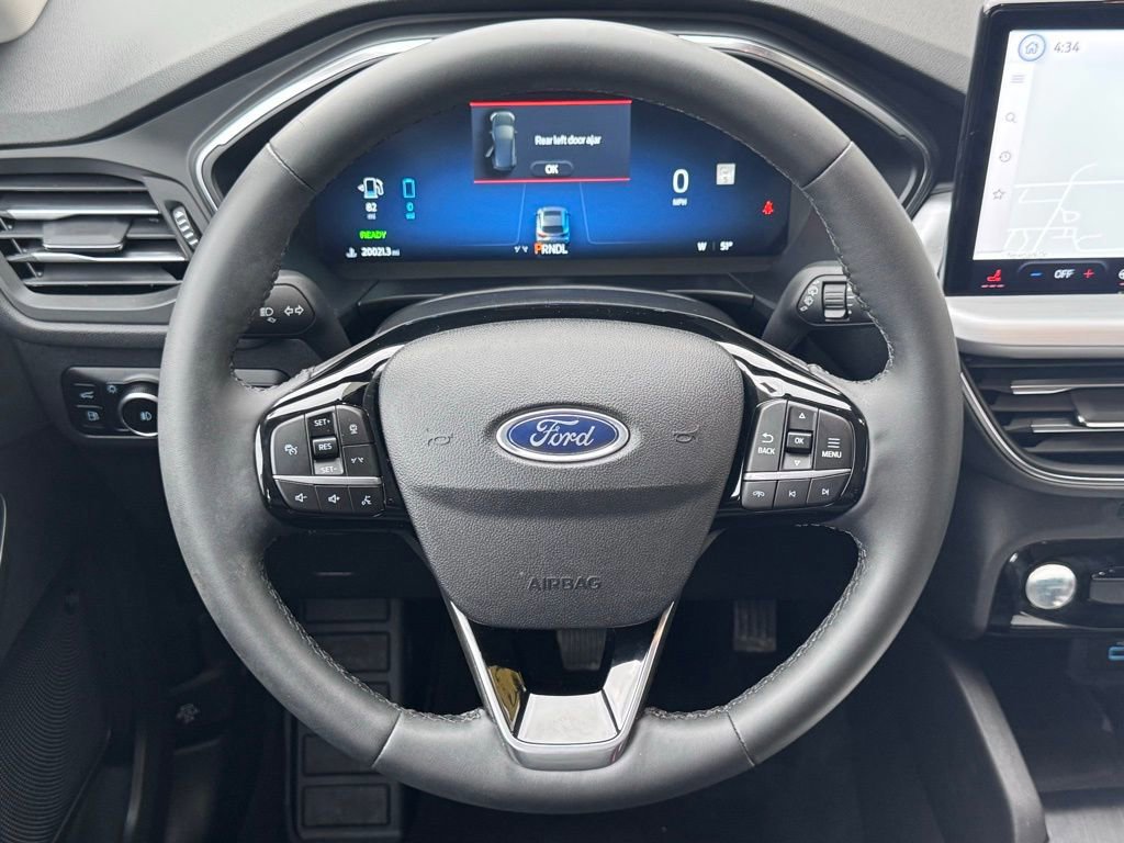 Certified 2023 Ford Escape SE w/ PHEV Premium Package image 14