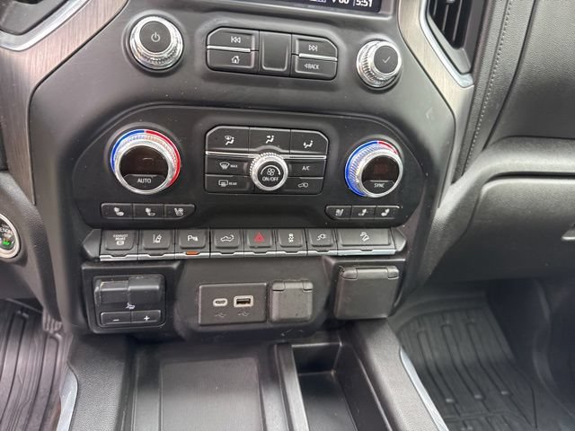 Used 2020 GMC Sierra 2500 Denali w/ Denali Ultimate Package AWD/4WD image 27